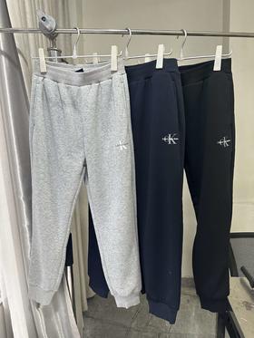 贝壳三 字母印花松紧腰休闲长裤情侣款加绒加厚束脚卫裤C120532