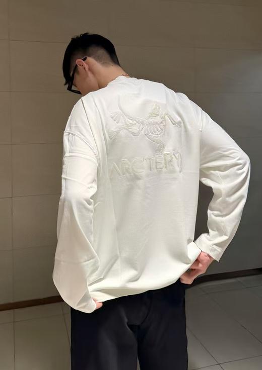 中性款破损刺绣长袖T恤ba003 商品图3