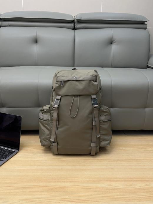 LULU旅行双肩包包2025新款大容量高级感通勤登山包 商品图4