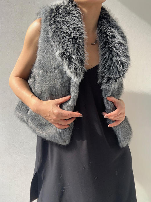 Running Closet｜环保毛立领短马甲 [ 灰 仿皮草 ] 【LCM】 商品图6