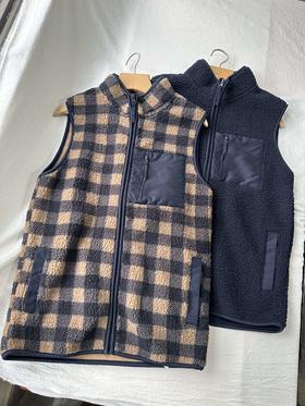 贝壳三 摇粒绒贴布口袋立领背心蓄热保暖叠穿双面绒背心C120524