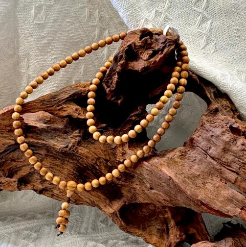 【洪佳老师同款，微商城双12专属】印度檀香木手作-白檀手串0.6cm*108颗 含品牌福袋 预计12月22日到货 商品图0