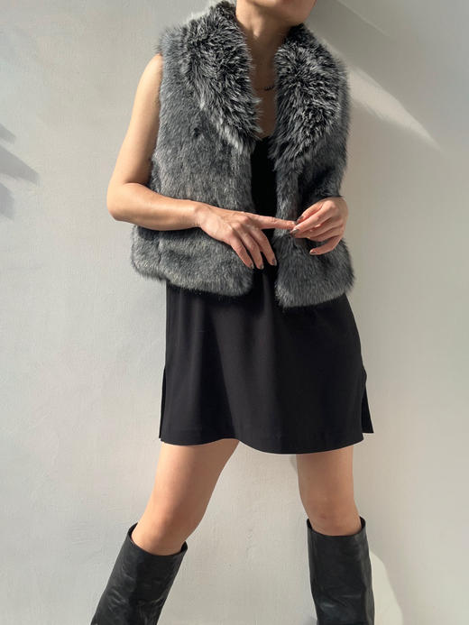 Running Closet｜环保毛立领短马甲 [ 灰 仿皮草 ] 【LCM】 商品图1