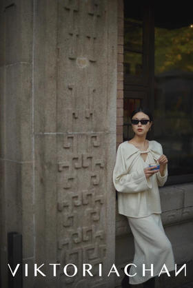 Viktoria Chan |  AW2149 Allie wool sweater  [长袖上衣 白]【HOLIDAY】