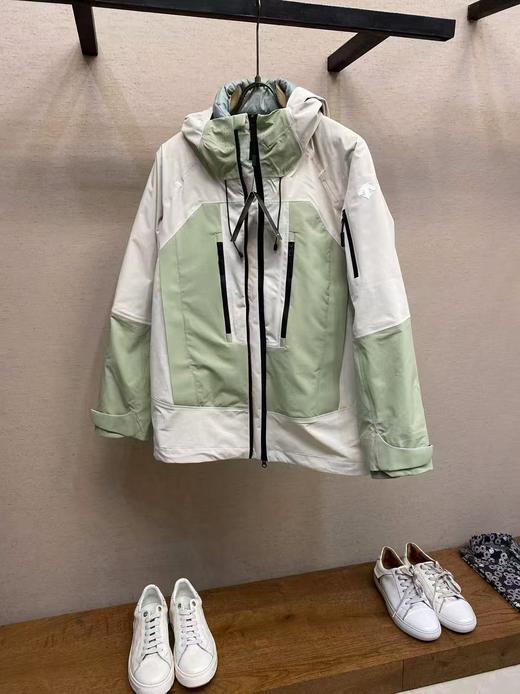 zm40-迪桑特  N-8660 冲锋衣 (MG) 商品图1