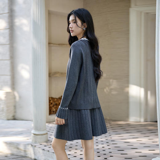 奢姿大码女装2025冬季时尚花朵装饰针织套装胖妹妹气质减龄两件套 商品图3