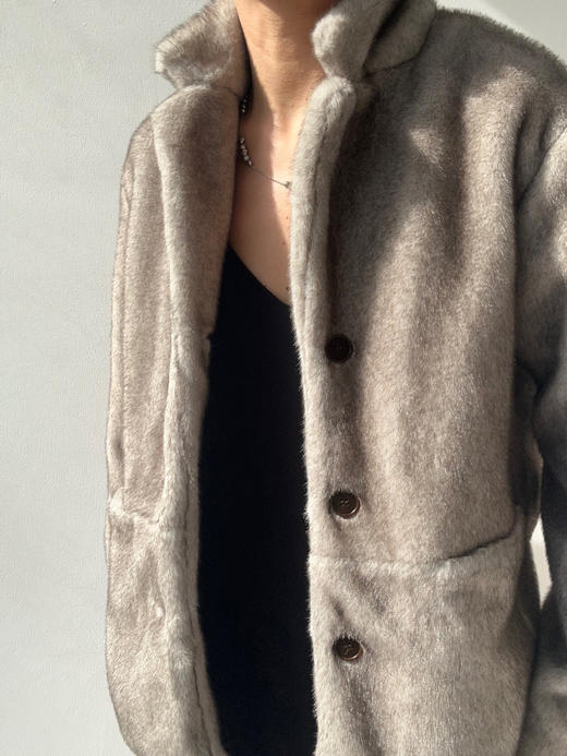 Running Closet｜短毛西装立领外套 [ 灰 仿皮草 ] 【LCM】 商品图5