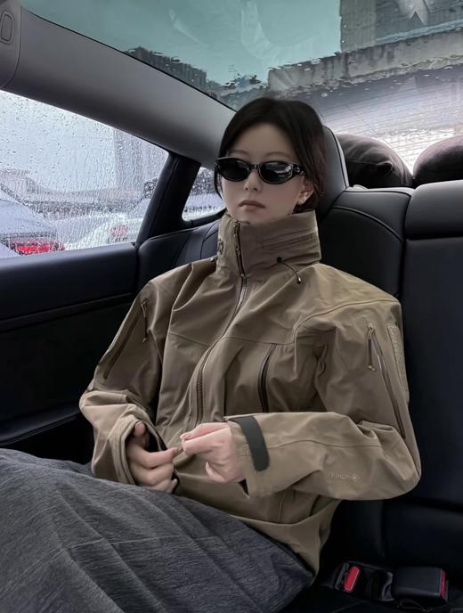 zm3-始祖鸟 军鸟GEN2硬壳冲锋衣(MG) 商品图8