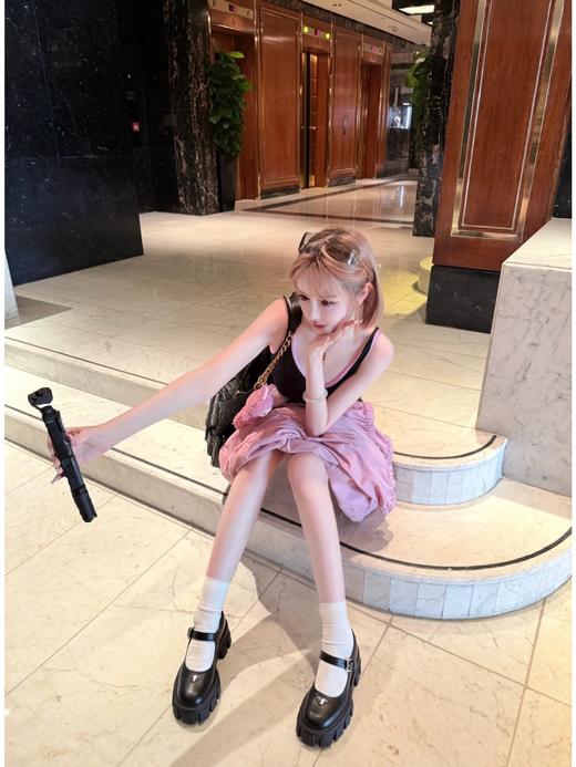 普拉达 新款厚底玛丽珍单鞋(DBG) 商品图2