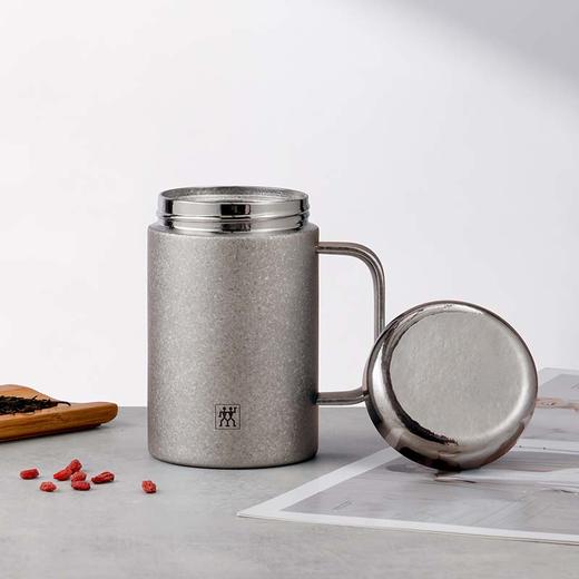 1034862 双立人Thermo Plus真空保温钛马克杯璀璨银480ml 商品图9