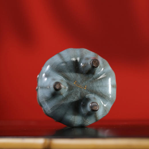 问鼎官窑高工卓鑫伟牛角款莲花琴炉（小） 商品图2