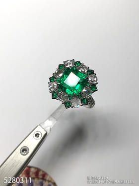 祖母绿钻石戒指【5280311】具体价格微信咨询