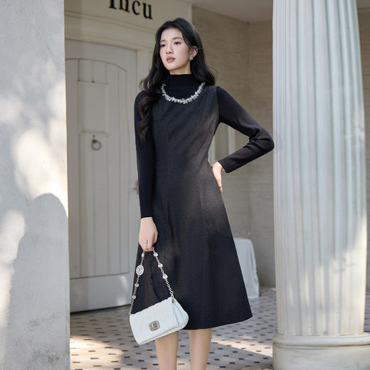 奢姿大码女装2025冬季时尚水钻装饰圆领背心裙胖妹妹气质减龄长裙9954853858 商品图1