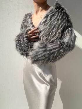 Running Closet｜环保毛外套 [ 黑白灰混色 仿皮草 ] 【LCM】