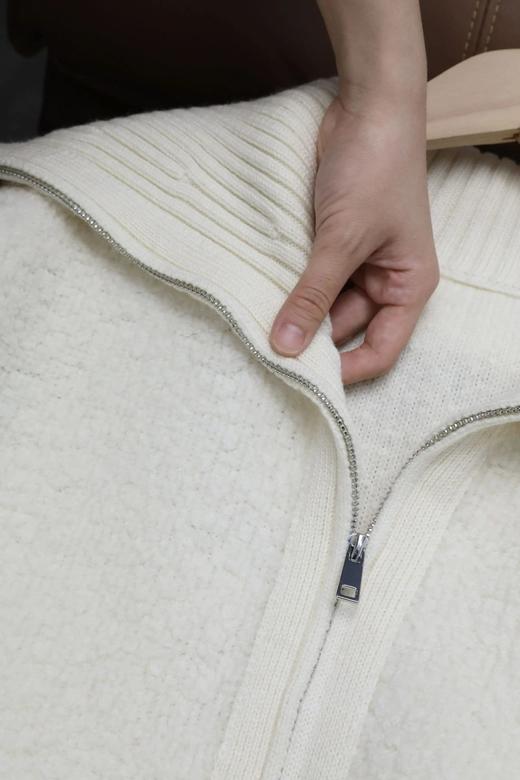 【米麻薯全羊毛加厚翻领开衫】可穿至140斤~独特圈圈纱工艺➕客供澳洲进口100%美丽诺羊毛，更轻盈更柔软~上身慵懒随性，百搭不挑人WD 商品图9