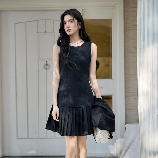 奢姿大码女装2025冬季胖妹妹时尚小香风外套气质百褶设计半裙套装9954994384 商品图1