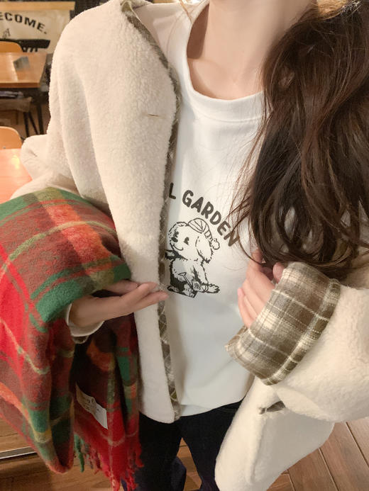 <曾小咸推荐> 现货秒杀！微信超特价！白杏色羊羔毛拼接格子外套 日常259.99 立减110 秒杀149.99！ 商品图10