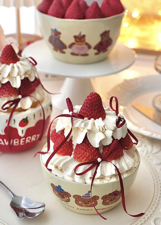 草莓抱抱碗（4.5英寸） 商品图2