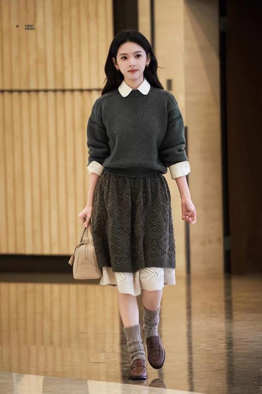 Lp秋冬系列慵懒风圆领套头针织羊绒羊毛衫 商品图7