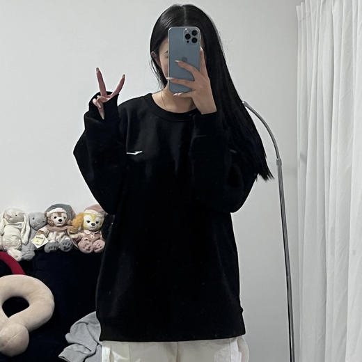 鸿星尔克 420g华棉圆领加绒卫衣情侣款 加绒加厚保暖 9色可选 EK-XW25701R 商品图1