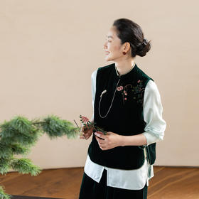 牧衣游原创 丝绒手工刺绣夹棉马夹复古东方新系带新中式马甲 釉青