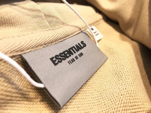 点此购买 Fog复线essentials男女款高街胸前手臂字母反光连帽卫衣 ks 337290 商品图9