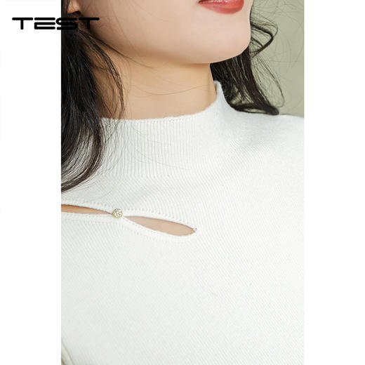 冬上新通勤修身精致镂空半高领打底衫1254136 商品图4