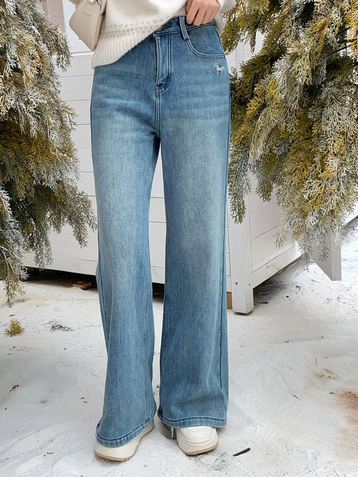 【百图lulu定制】【预售7天发】【马到成功加绒牛仔裤】骏马刺绣 加绒 水洗蓝 直筒 牛仔裤 商品图0