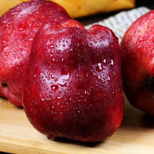 甘肃高原花牛苹果 净重3-8斤彩箱/礼盒装 商品图1