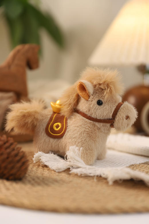 优选丨【 新年双节特惠 明星同款九华山 】小马毛绒挂件 包包钥匙扣手机车上挂件 下单送龙虾扣 商品图0