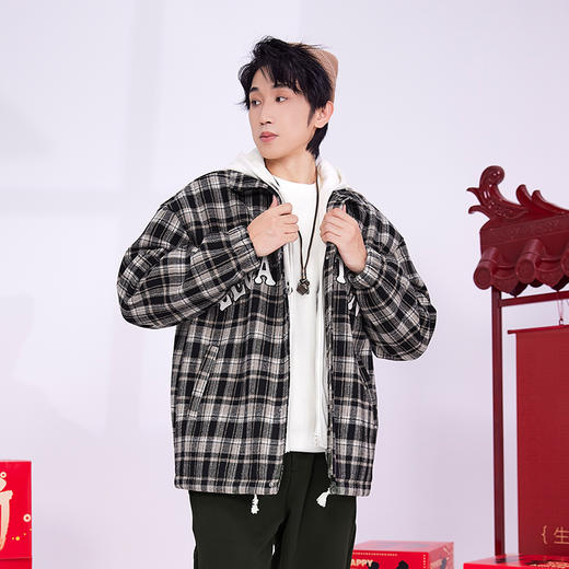 【断码清仓】HX 冬季带帽茄克衫格纹质感C105440012101/02 商品图2