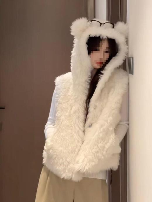 【减龄可爱百搭❗️柔软包裹感】2025秋冬季新款羊羔毛马甲女小熊连帽坎肩小个子甜美可爱外套背心。jb 商品图2