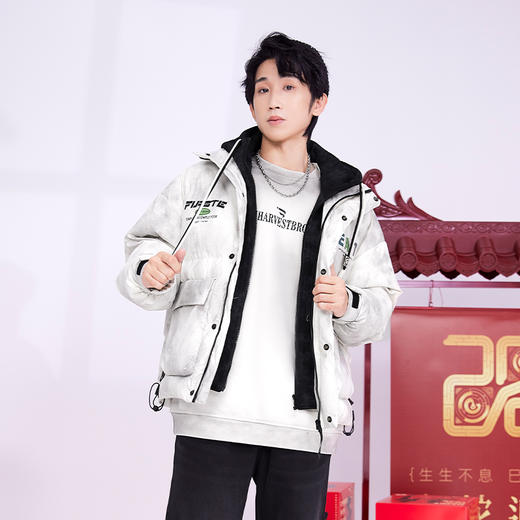 【新品上新】HX 冬季短款带帽羽绒服免洗防水功能宽松阔版C100440036101 商品图4