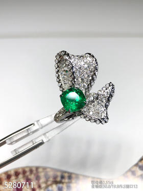 祖母绿钻石戒指    89999【5280711】