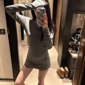 【简约舒适百搭❗️柔软亲肤保暖】纯色中长款长袖t恤女2025新款春秋冬内搭外穿打底衫修身辣妹上衣。jb