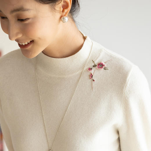 牧衣游原创 手工刺绣纯羊毛套头衫新款柔软舒适百搭打底毛衣 冬森 商品图0