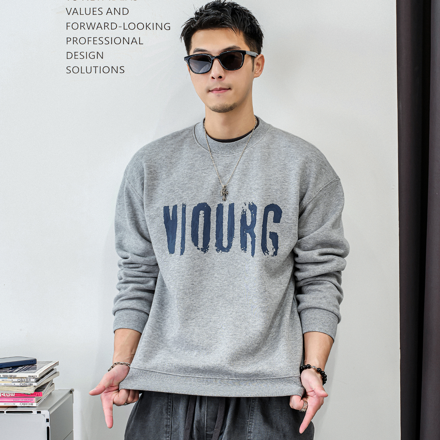 徐太浪【街头风 做旧印花】加绒字母卫衣男秋冬款休闲打底衫上衣