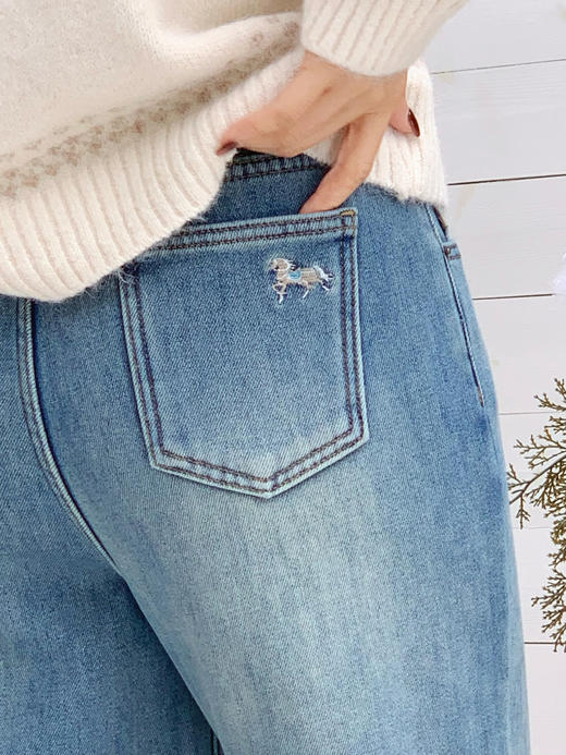 【百图lulu定制】【预售7天发】【马到成功加绒牛仔裤】骏马刺绣 加绒 水洗蓝 直筒 牛仔裤 商品图5
