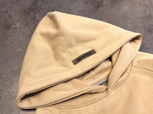 点此购买 Fog复线essentials男女款高街胸前手臂字母反光连帽卫衣 ks 337290 商品图7