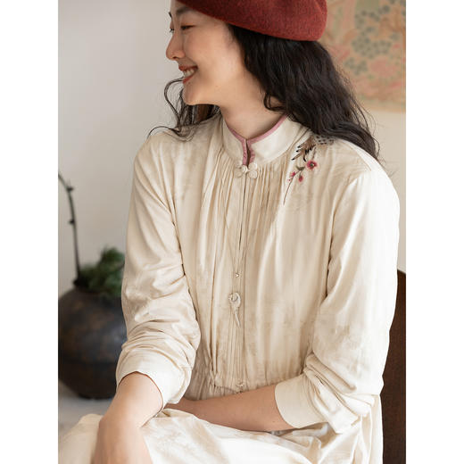 牧衣游原创 29姆米重磅真丝混纺提花手工刺绣连衣裙宽松古朴 述光 商品图1