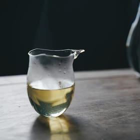 玻心璃语 | 浮游高款公道杯 钠钙玻璃 茶具 手工匠人 幽蓝 透明