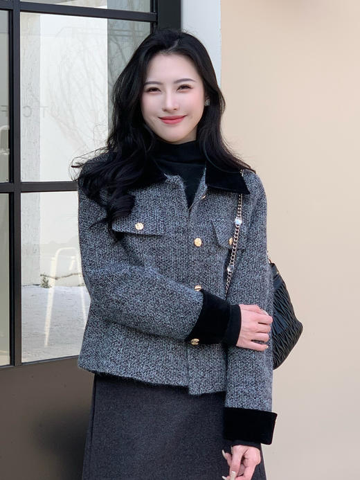 【百图lulu定制】【预售7天发】【璀璨香风外套】香风 纹理 金扣 丝绒拼接 香风外套 商品图8