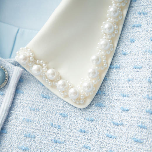 「高货wl」全新升级【铂金会员505/天猫679/差价174】(99642)洛诗琳2025秋冬气质小香风钉珠短外套撞色压褶半裙两件套 商品图2