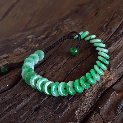 【天然正品】A货翡翠天然约9*2MM细腻无杂裂糯种飘阳绿算盘珠型翡翠手链16--20CM（抽绳可调节）中性 021225NJM22 商品图3