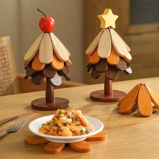 【防烫防滑呵护桌面❗️实木打造精工细作】隔热垫实木餐桌面防烫家用圣诞树杯垫竹制摆件圣诞树砂锅隔热实用。jb 商品图0