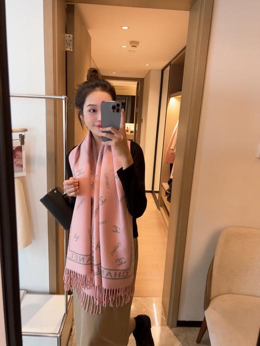 香奈儿双面围巾 商品图5