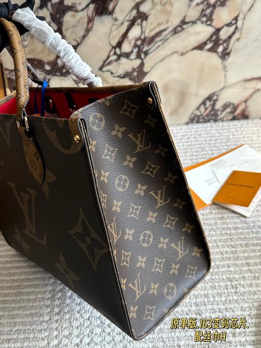 点此购买 LV onthego购物袋 sj 337353 商品图5