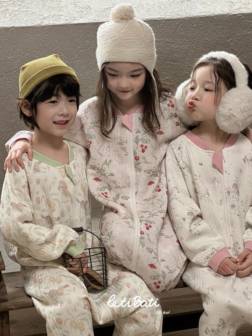 蕾蒂巴蒂 秋冬新款儿童三层保睡袋 宝宝连体衣圆领长袖睡衣男童女童家居服 商品图1