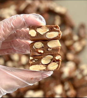 低糖版坚果太妃糖（200克）（淡奶油，安佳黄油，巴旦木，海藻糖）