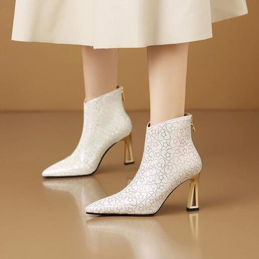 【预售5天】水钻尖头短靴女春秋单靴粗跟马丁靴女英伦风高跟靴子HY&H3532 商品图3